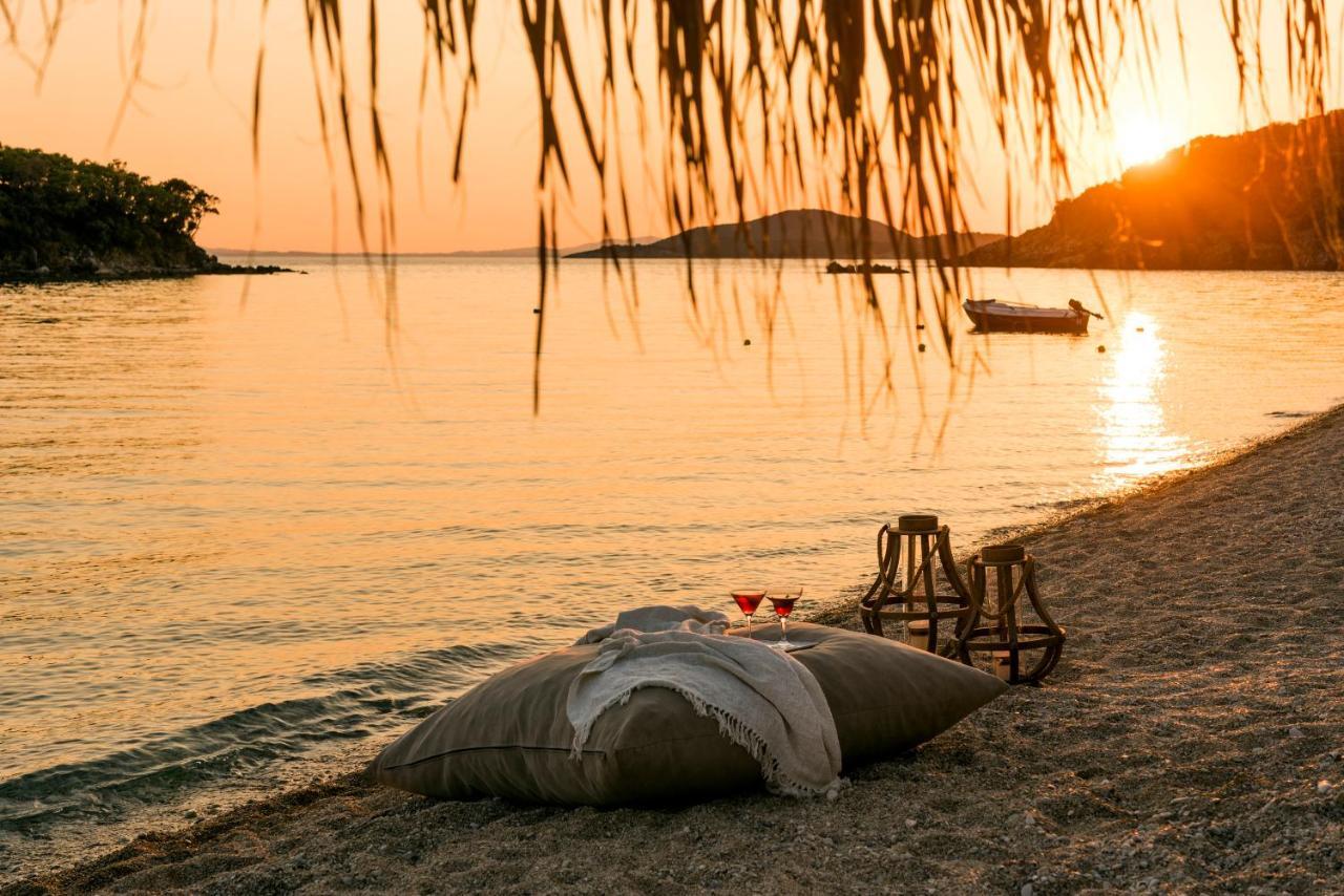 Prima Vista Beachfront Boutique Hotel Sívota 外观 照片