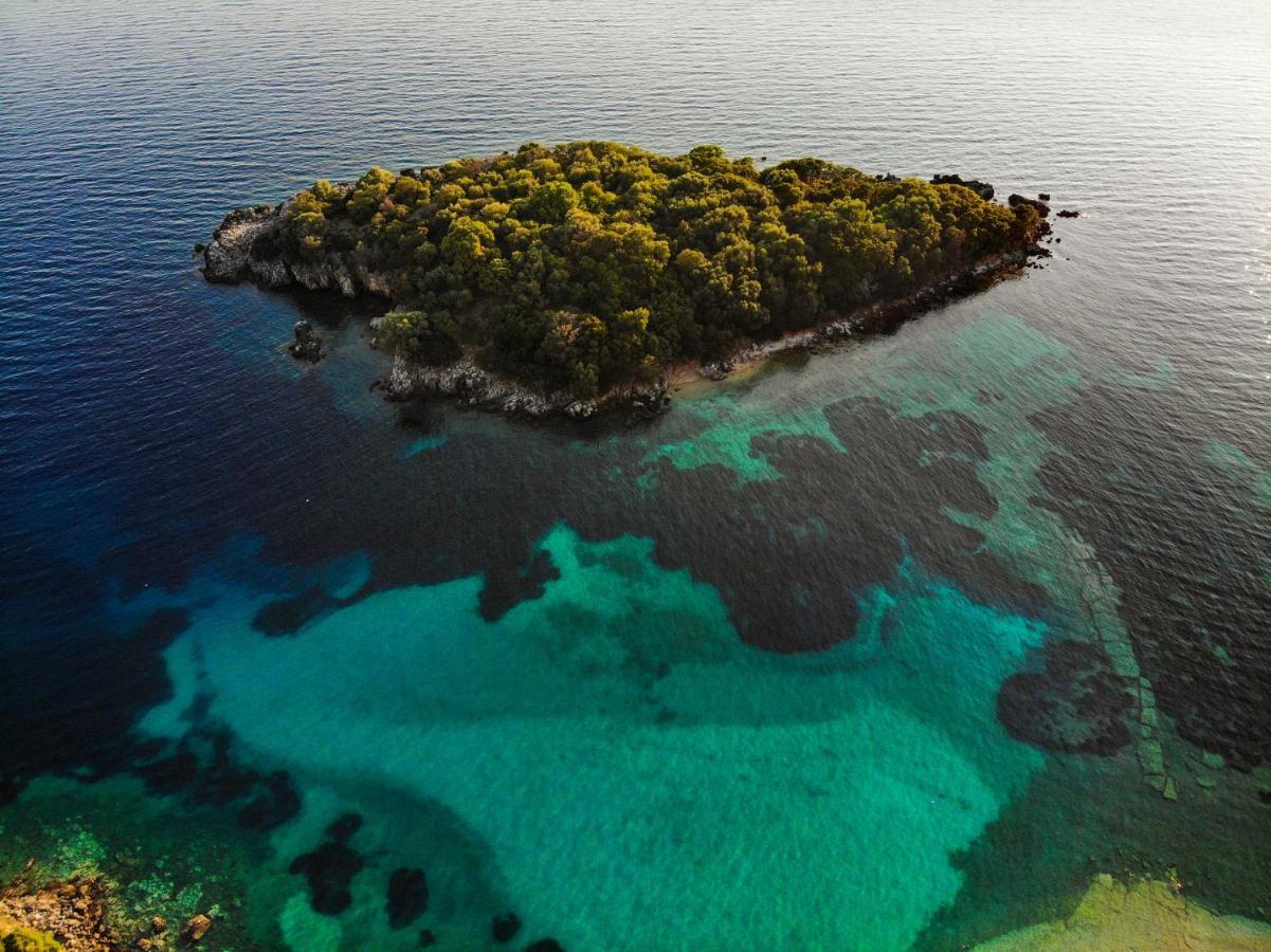 Prima Vista Beachfront Boutique Hotel Sívota 外观 照片