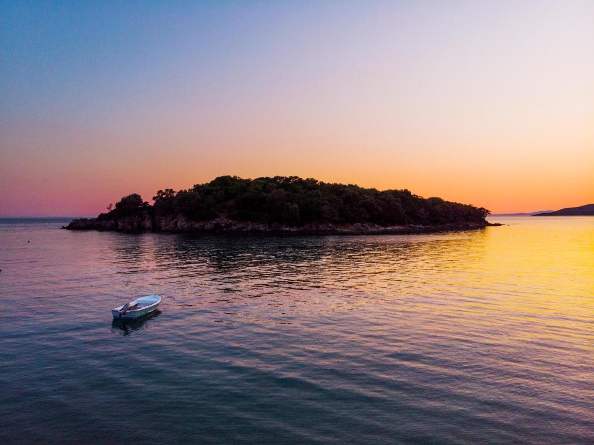 Prima Vista Beachfront Boutique Hotel Sívota 外观 照片
